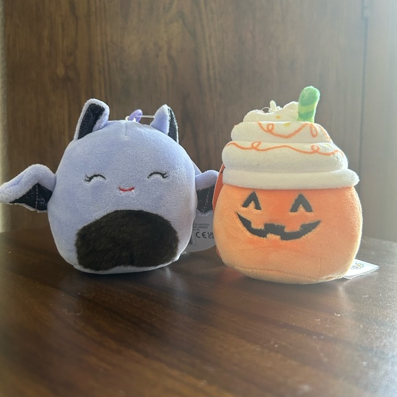 Squishmallow Joldy bat and Lester pumpkin Halloween plush! - Picture 2 of 4